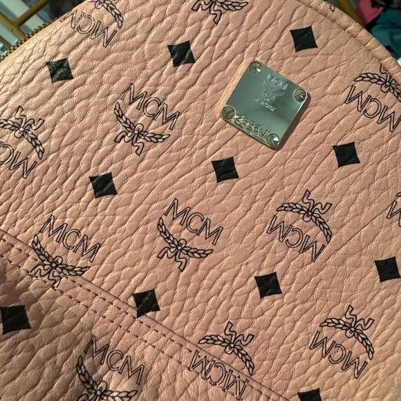 MCM Pink Logo-Embellished Backpack - Picture 1 of 7
